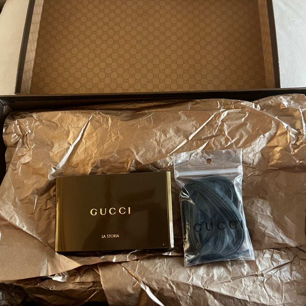Gucci “vintage” sneakers. Size 39 (US8) - Picture 6 of 7
